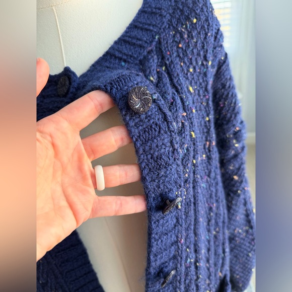 Chunky Handknit Vintage Cardigan L/XL - Picture 3 of 7